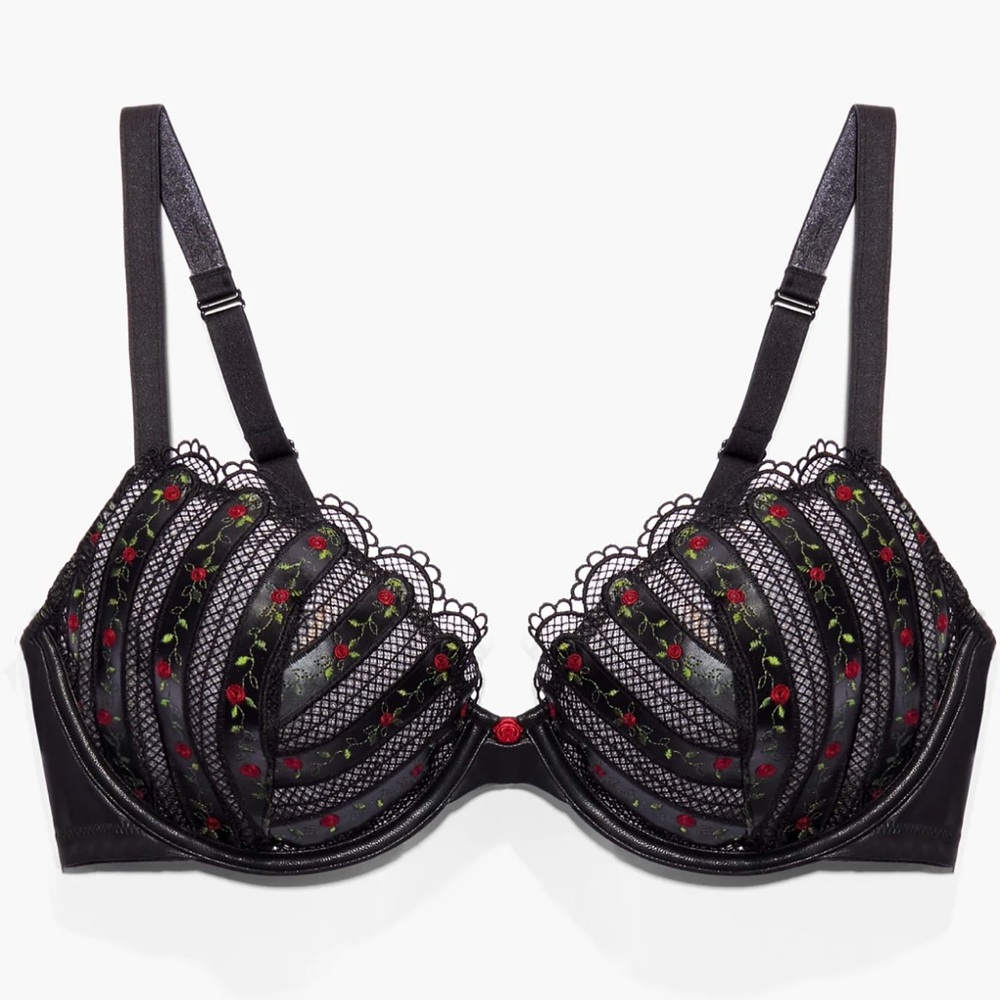 Black Lace Embroidered Bra